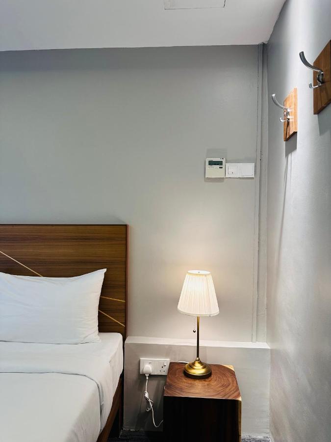 Hostel The Bed Bukit Bintang Kuala Lumpur Exterior foto