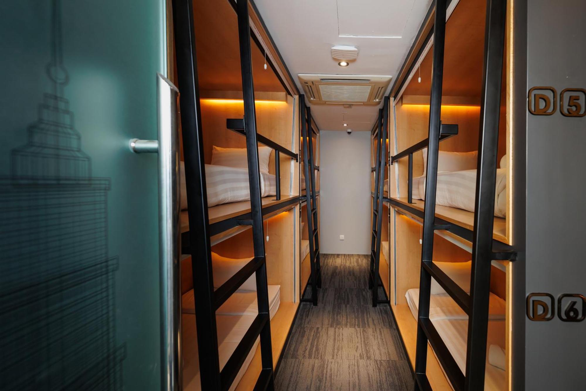 Hostel The Bed Bukit Bintang Kuala Lumpur Exterior foto